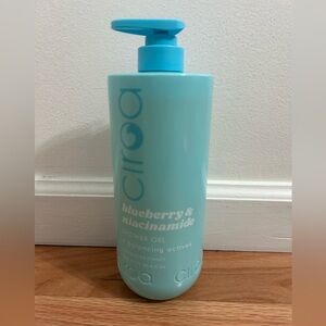 Ciroa Blueberry & Niacinamide Shower Gel + Balancing
Actives 30.4 Fl Oz